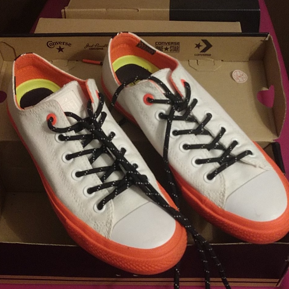 Converse, NIB